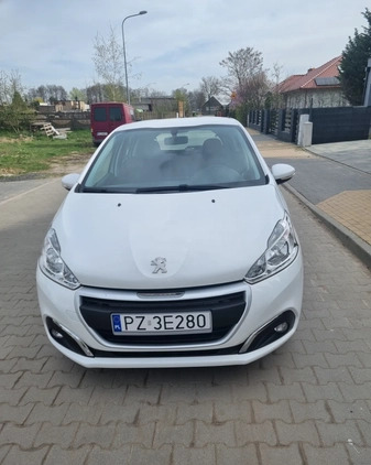 Peugeot 208 cena 33900 przebieg: 28410, rok produkcji 2019 z Złocieniec małe 137